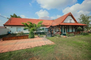 De vânzare Casă tradițională, la doar 20 de minute de Oradea