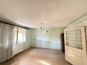 Casă cu teren generos în Șelimbăr – locație liniștită, ideală pentru familie - imagine 2