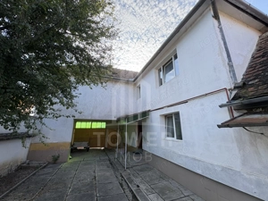 Casă cu teren generos în Șelimbăr – locație liniștită, ideală pentru familie - imagine 7