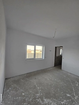 Vand jumatate de duplex in Sanandrei - imagine 6