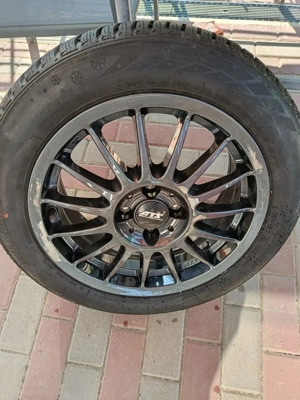 Vand anvelope iarna cu genti aliaj  - imagine 3