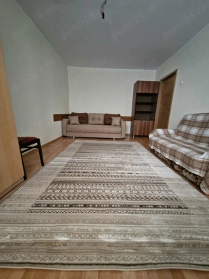 Vând apartament cu 2 camere zona Piața-Sud