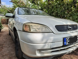 Dezmembrez Opel Astra G