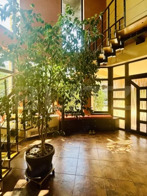 Proprietate de excepție – reședință de lux cu teren generos și dotări premium - imagine 5