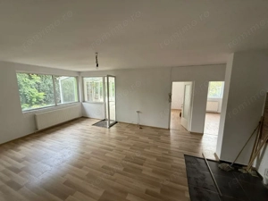 Apartament 3 camere, in casa tip vilă, cu terasă extinsă, grădină + parcare - imagine 3