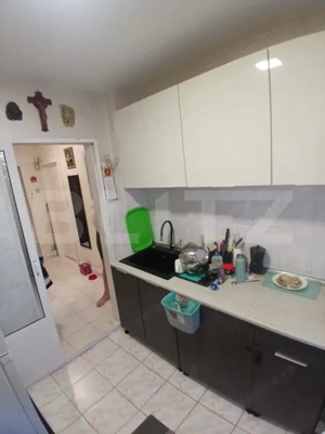 Aprtament 3 camere -zona Pod Ros - imagine 16