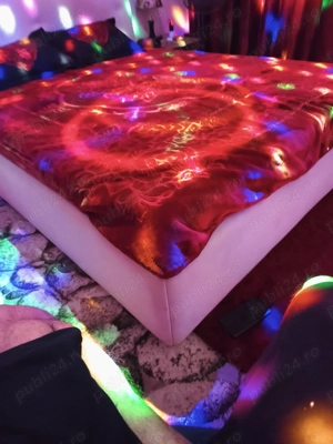 Caut o fată care să locuiască cu mine gratuit. - imagine 4