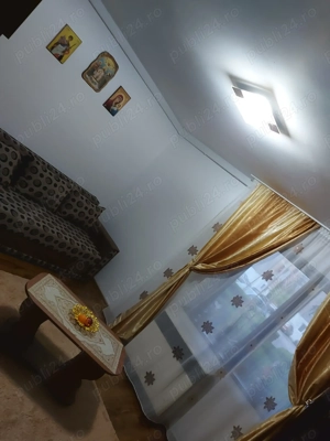 Închiriez garsoniera