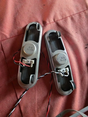 set 2 difuzoare 8ohm 10w de pe tv Nei 40ne5000 - imagine 2