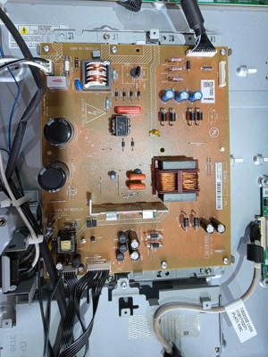 sursa 3122 423 32397 de pe tv Philips 32pfl5403d