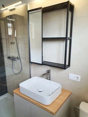  Apartament cu curte privată, la 5 min de centru   renovat și complet utilat  - imagine 8