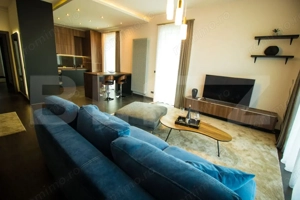 Apartament modern, zona centrala, cu parcare. Ocupabil de la 1 ianuarie