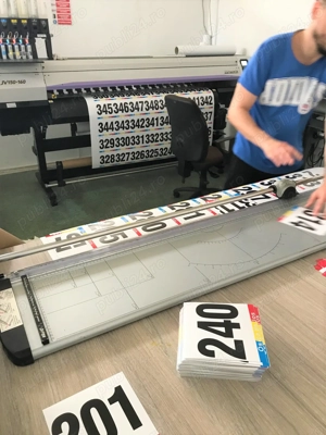 Deck Print angajeaza Operator Calculator si Imprimante - imagine 2