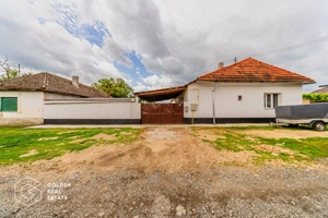 Casa in orasul Pecica cu teren de 1159 comision 0% - imagine 18