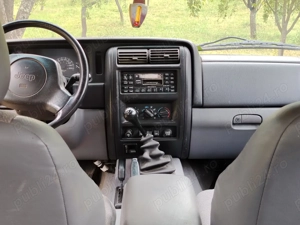 Vând Jeep Cherokee 2.5 în stare buna de funcționare  - imagine 2