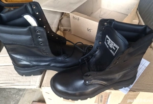 Bocanci din piele, moderni - imagine 2