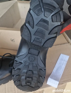 Bocanci din piele, moderni - imagine 3