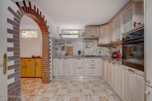 Maltopol - Titulescu, Vila d+p+1+m, 236 mp total, curte libera 217 mp - imagine 6