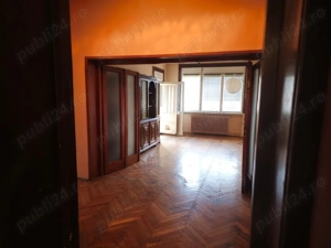 Apartament spatios cu 4 camere la Fantana Punctelor Cardinale
