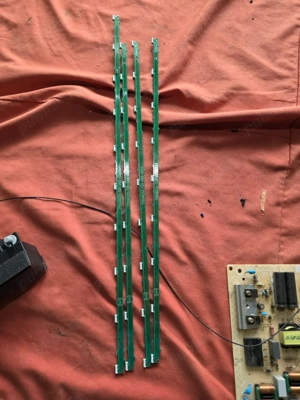 ambilight 715ga032-t01-000-005k + 715ga033-t01-000-005k de pe tv Philips 50pus7805