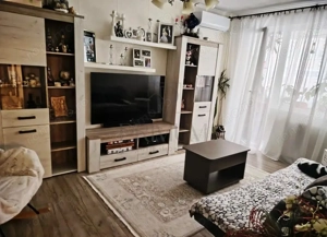 TORONTAL - ETAJ 1 - LIFT - 3 CAMERE - CENTRALA PROPRIE - CLIMA - GARAJ SUB BLOC+BOXA CF