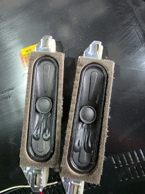 set 2 difuzoare 30077250 8ohm 10w de pe tv Telefunken t39fx182dlp