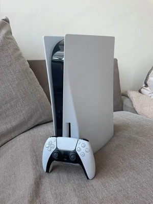 Playstation 5 cu Disc, impecabil, un controller original + cablurile