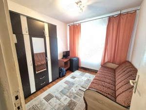 Vanzare apartament 2 camere semidecomadat zona Florilor str. Mimozei