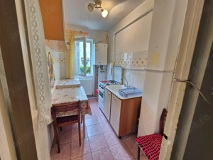 Vanzare apartament 2 camere semidecomadat zona Florilor str. Mimozei - imagine 3