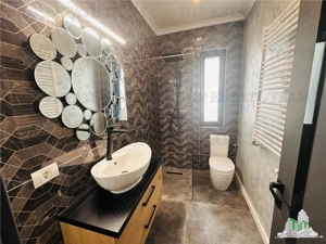 VILA ULTRA LUX EXCLUSIVISTA IN ROSU, 5 camere,320 mp teren, 286 mp construiti, drum privat! - imagine 5