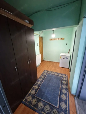 Garsonieră spațioasă și luminoasă, etaj 1, Decebal - imagine 3