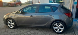 Opel Astra J 2012 1.7 Diesel - imagine 6
