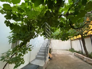 Casa P+1 cu 2 apartamente - pozitie excelenta pe Aleea Ghirodei