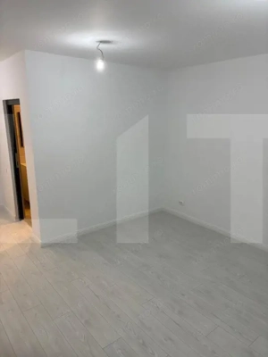 Apartament tip vilă, 4 camere, 3 niveluri, curte proprie 40 mp, intrare separa - imagine 20