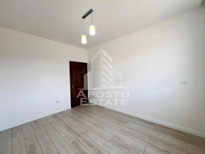 Jumatate de Duplex, 4 camere, 2 locuri de parcare,curte, Mosnita Noua - imagine 5