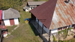 Casa + teren spațios de vânzare – Girov - imagine 3