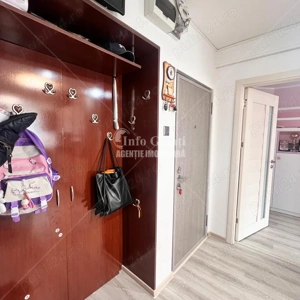 | Apartament cu 3 camere | Micro 16 | Etaj 3 | - imagine 8