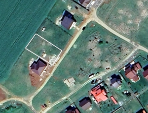 Vand teren intravilan comuna Pischia