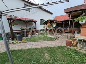 Casa individuala de vanzare 5 camere garaj Selimbar - imagine 5