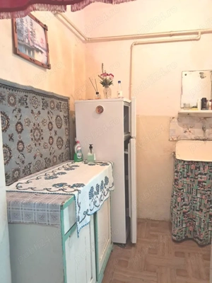 Apartament la casa in zona centrala pretabil birouri - imagine 11