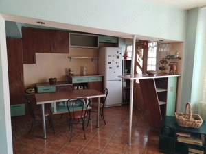 Vând apartament 3 camere - imagine 2