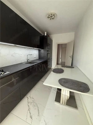 GIROC - 2 Camere - Etaj intermediar - Decomandat - Zona excelenta - imagine 4