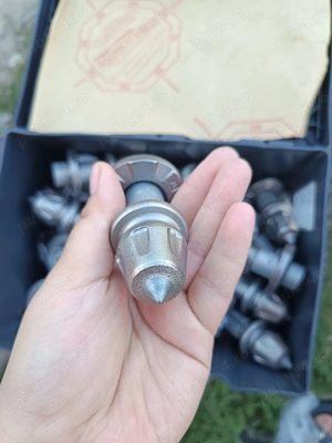 Vand dinti pentru freza noi 