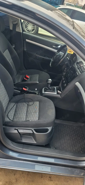 Skoda Octavia - imagine 6