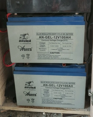 Baterie gel 12V 100Ah aproape noi