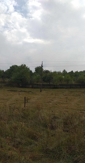 vanzare teren intravilan  - imagine 3