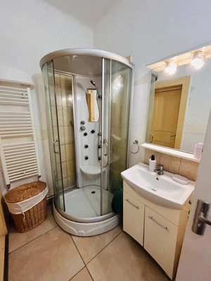 Închiriez apartament 2 camere, și curte proprie - imagine 8