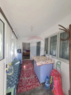 Casă cu 4 camere de vânzare in Jaristea