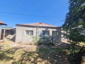 Casă cu 4 camere de vânzare in Jaristea - imagine 8