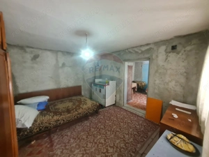 Casă cu 4 camere de vânzare in Jaristea - imagine 4